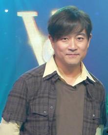 谷锋个人资料,才华横溢的青年才俊，引领时代潮流的先锋人物